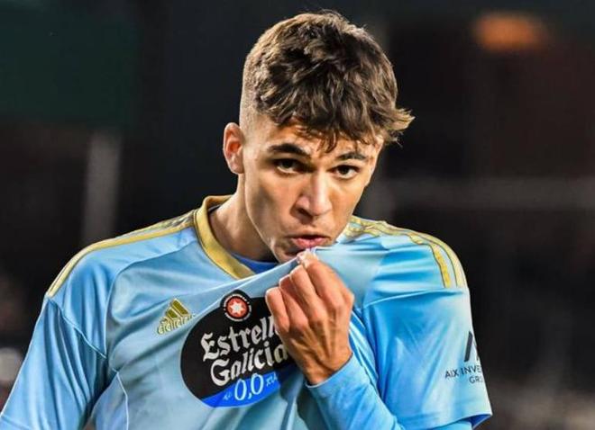 那个会开飞机的音乐家，终于成为NBA千胜教头