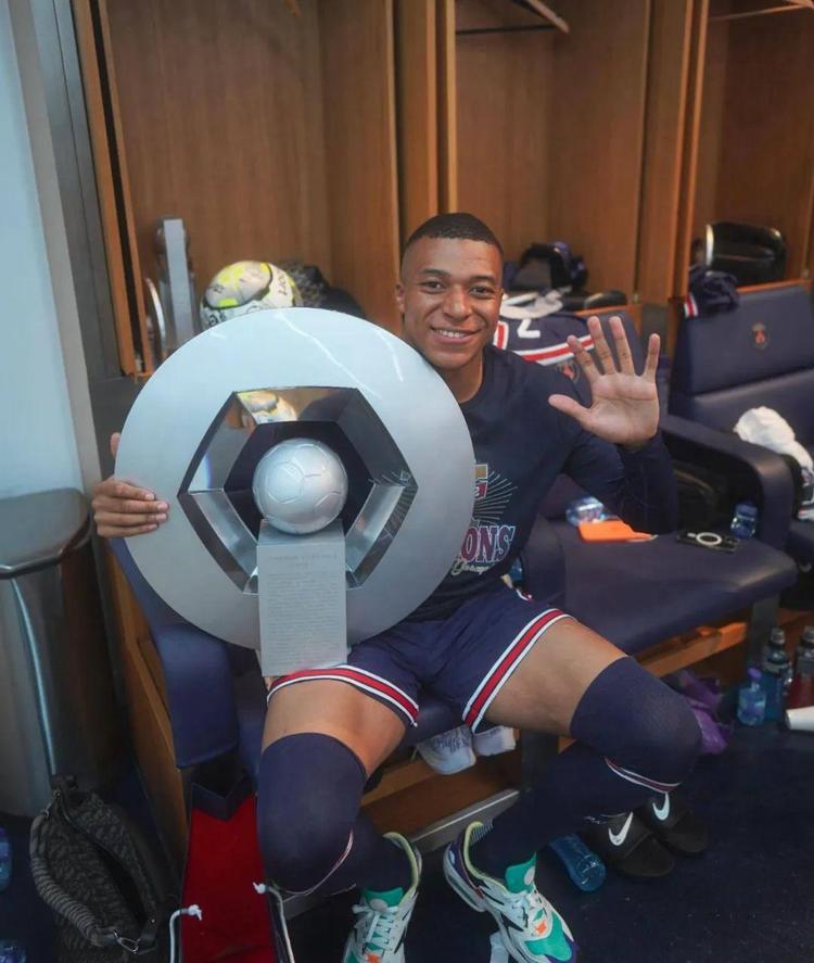 iG手握晋级世界赛优先权！队伍霸榜最佳阵容，真是LPL的救星！